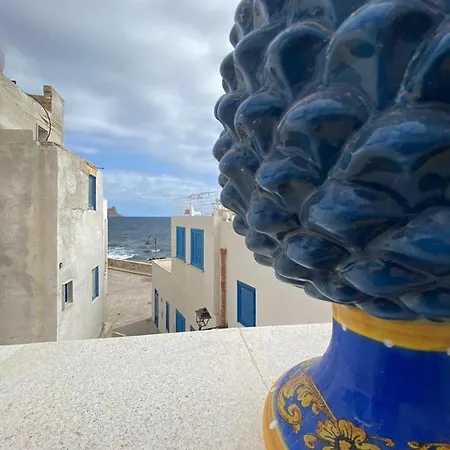 Il Corallo Apartment *