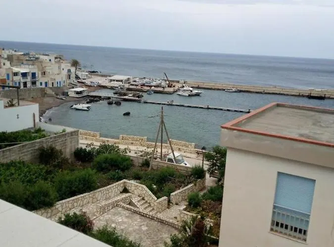 アパート Il Corallo マレッティモ